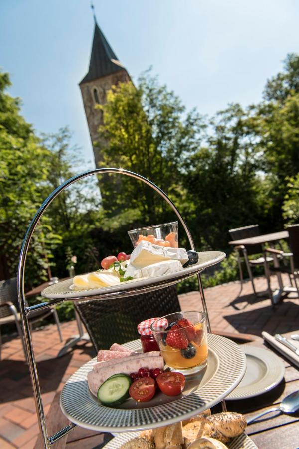 Kirchspielkrug Landhotel & Restaurant Westerhever Exterior foto